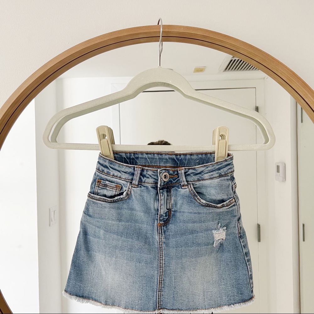 Zara Distressed Jean Skirt Size 6